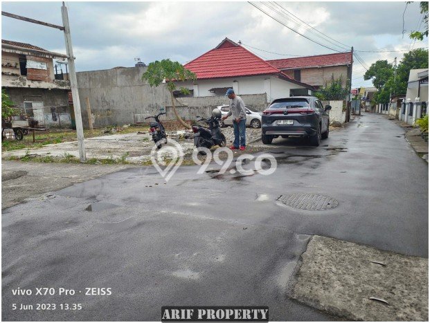 Tanah Lokasi Strategis Kawasan Depok, Luas 317m², Dekat ke Fasilitas, Lingkungan Asri Tanah Lokasi Strategis Kawasan Depok, Luas 317m², Dekat ke Fasilitas, Lingkungan Asri