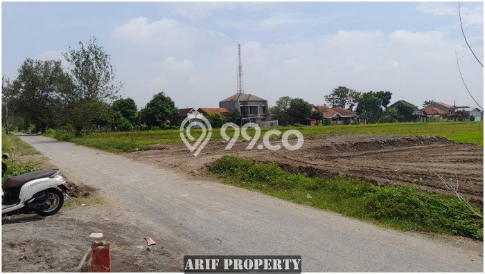 AREA PROSPEKTIF! Tanah di Klaten Selatan, Luas 201m², Akses Fasilitas Umum AREA PROSPEKTIF! Tanah di Klaten Selatan, Luas 201m², Akses Fasilitas Umum