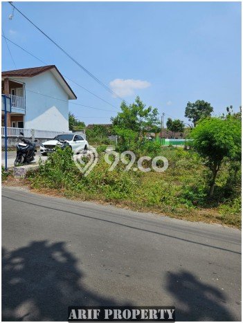 Jual Tanah Lokasi Prima di Gamping, Luas 177m², Area Asri Jual Tanah Lokasi Prima di Gamping, Luas 177m², Area Asri