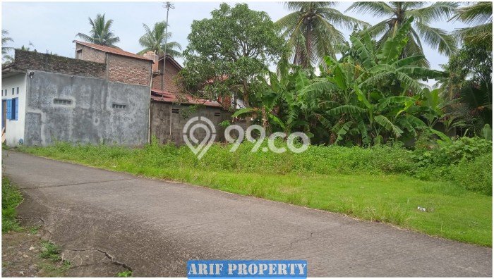 Tanah Lokasi Strategis Kawasan Pengasih, Luas 138m², Akses ke Fasilitas Umum Tanah Lokasi Strategis Kawasan Pengasih, Luas 138m², Akses ke Fasilitas Umum
