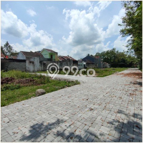 POTENSIAL! Tanah di Ngemplak, Luas 193m², Lokasi Strategis POTENSIAL! Tanah di Ngemplak, Luas 193m², Lokasi Strategis