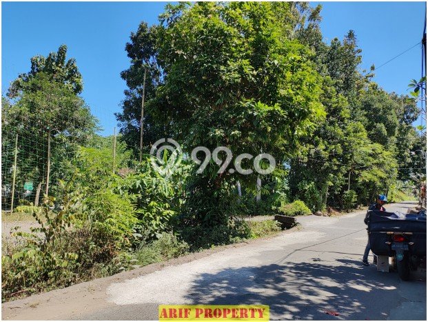 Tanah Komersial Kawasan Ngemplak, Luas 148m², Akses Mudah Tanah Komersial Kawasan Ngemplak, Luas 148m², Akses Mudah