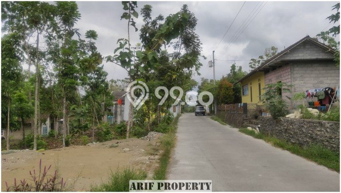 HARGA MENARIK! Tanah Kawasan Gamping, Luas 160m², Area Nyaman HARGA MENARIK! Tanah Kawasan Gamping, Luas 160m², Area Nyaman
