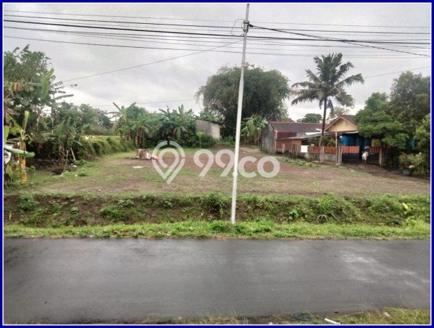 Lahan Kosong Dijual di Sleman dengan Area 142m2 Lahan Kosong Dijual di Sleman dengan Area 142m2