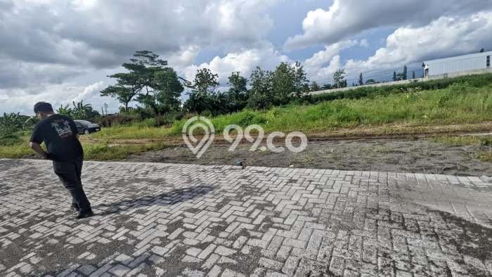 Tanah Dijual Lokasi Strategis di Yogyakarta dengan Luas 150m2 Tanah Dijual Lokasi Strategis di Yogyakarta dengan Luas 150m2