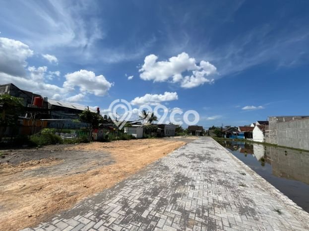 Untuk Dijual Tanah di Gamping Sleman Luas 353m2 SHM Untuk Dijual Tanah di Gamping Sleman Luas 353m2 SHM