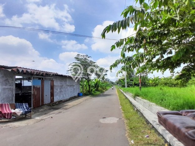 AREA PROSPEKTIF! Tanah di Sleman, Luas 178m2m², Dekat Fasilitas Umum, Kawasan Berkembang AREA PROSPEKTIF! Tanah di Sleman, Luas 178m2m², Dekat Fasilitas Umum, Kawasan Berkembang