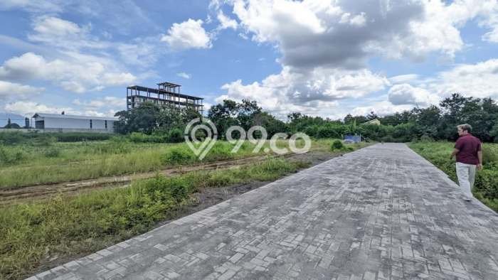 Tanah Dijual Lokasi Strategis di Yogyakarta dengan Luas 150m2 Tanah Dijual Lokasi Strategis di Yogyakarta dengan Luas 150m2