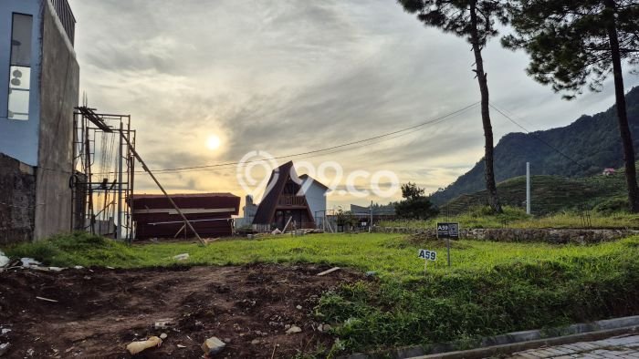 Lahan Dijual Lokasi Strategis di Bogor dengan Luas 120m2 Lahan Dijual Lokasi Strategis di Bogor dengan Luas 120m2