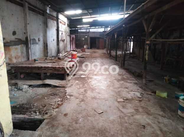 AREA SUPER PREMIUM! Gudang Kawasan Kalideres, Luas 1000m², Area Komersial AREA SUPER PREMIUM! Gudang Kawasan Kalideres, Luas 1000m², Area Komersial