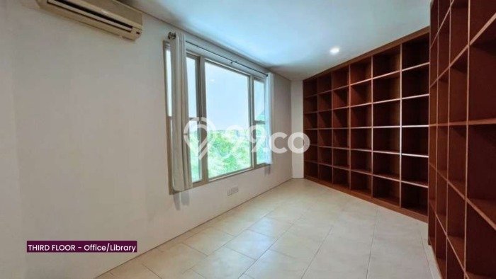 Hunian Ideal dengan LT 400m2 & LB 800m2 Dikontrakkan di SCBD Hunian Ideal dengan LT 400m2 & LB 800m2 Dikontrakkan di SCBD