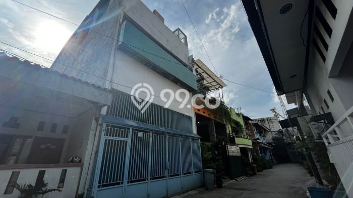 Jual Rumah Strategis Bagus Punya 5 KT di Pademangan Jakarta Utara - Jual Rumah Strategis Bagus Punya 5 KT di Pademangan Jakarta Utara -
