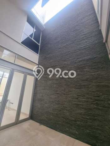 Rumah Mewah LB 700m2 Siap Pakai Desain Elegan di Golf Island, Jakarta Utara Rumah Mewah LB 700m2 Siap Pakai Desain Elegan di Golf Island, Jakarta Utara