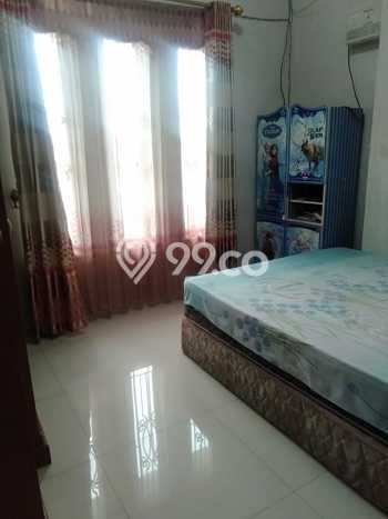 Hunian Mewah Siap Huni LT 180m2 di Jatinegara, Jakarta Timur Hunian Mewah Siap Huni LT 180m2 di Jatinegara, Jakarta Timur