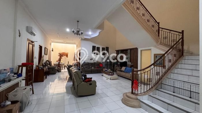 For Sale! Luxury House LT 325m2 Desain Elegan di Pluit For Sale! Luxury House LT 325m2 Desain Elegan di Pluit