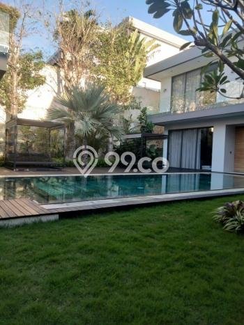 Vila Kawasan , Luas 800m2m², Akses Mudah Fasilitas Umum Vila Kawasan , Luas 800m2m², Akses Mudah Fasilitas Umum