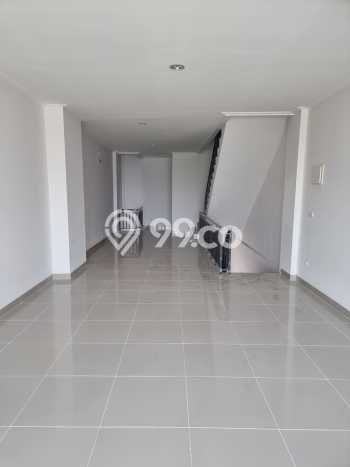 Untuk Disewa Ruko di Kelapa Gading Jakarta Utara LT 67m2, LB 270m2 Untuk Disewa Ruko di Kelapa Gading Jakarta Utara LT 67m2, LB 270m2