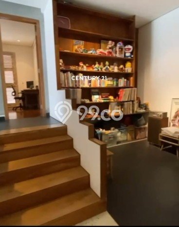 Dijual Rumah Luas Megah Dengan View Eksklusif di Pulomas, Jakarta Timur Dijual Rumah Luas Megah Dengan View Eksklusif di Pulomas, Jakarta Timur