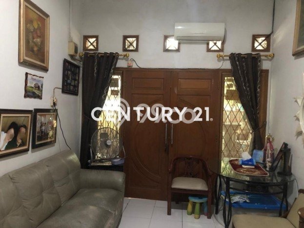 Dijual Hunian Rumah Terawat 5 KT di Rawamangun, Jakarta Timur Dijual Hunian Rumah Terawat 5 KT di Rawamangun, Jakarta Timur