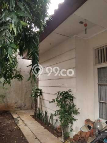 For Sale! Luxury House LT 196m2 Desain Elegan di Rawamangun For Sale! Luxury House LT 196m2 Desain Elegan di Rawamangun