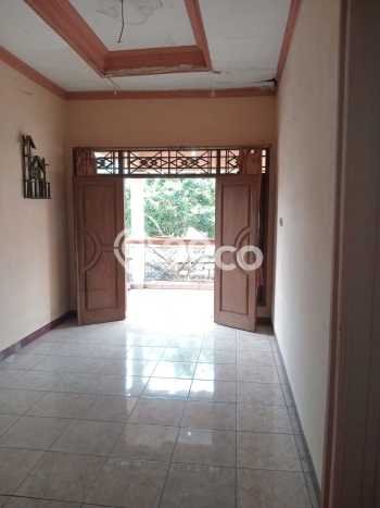 Ready to Use! Luxury House LT 210m2 Desain Modern di Margonda Ready to Use! Luxury House LT 210m2 Desain Modern di Margonda