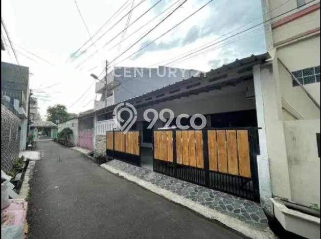 Rumah Mewah LB 100m2 Siap Pakai Desain Elegan di Sumur Batu, Jakarta Pusat Rumah Mewah LB 100m2 Siap Pakai Desain Elegan di Sumur Batu, Jakarta Pusat