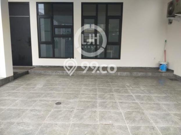 Disewakan Rumah Harga Terjangkau di Jelupang Tangerang dengan 3 KT Disewakan Rumah Harga Terjangkau di Jelupang Tangerang dengan 3 KT