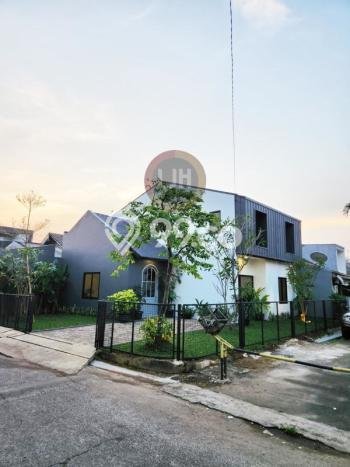 For Sale! Luxury House LT 195m2 Desain Elegan di Ciater For Sale! Luxury House LT 195m2 Desain Elegan di Ciater