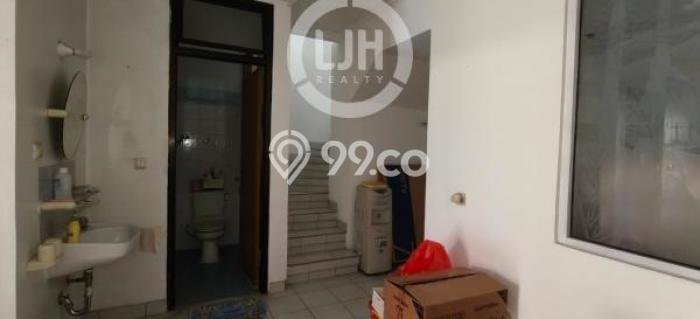 Rumah di Tangerang Kondisi Baik Minimalis Dekat Fasilitas Publik Rumah di Tangerang Kondisi Baik Minimalis Dekat Fasilitas Publik