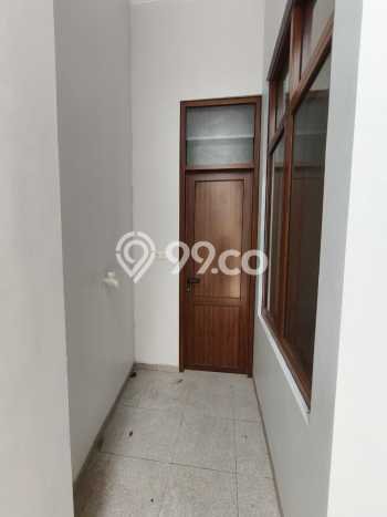 Rumah Modern Cantik 2 Kamar Bisa Langsung Pindah di Banyumanik Rumah Modern Cantik 2 Kamar Bisa Langsung Pindah di Banyumanik