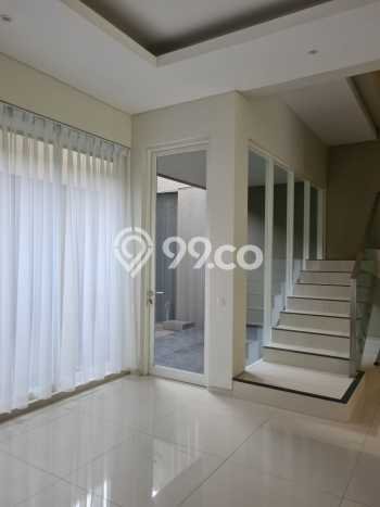 RARE UNIT! Rumah kawasan Candisari, 3 KM, Pemandangan Kota, Luas 280m² LB 250m² RARE UNIT! Rumah kawasan Candisari, 3 KM, Pemandangan Kota, Luas 280m² LB 250m²