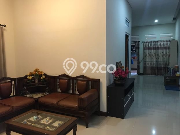 Siap Huni Rumah Mewah 3 Kamar di Gajah Mungkur Dekat ke Mana Saja Siap Huni Rumah Mewah 3 Kamar di Gajah Mungkur Dekat ke Mana Saja
