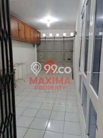 SPECIAL PRICE! Rumah di Semarang Barat, 3 KT, Akses Mudah Pusat Kota, Luas 240m² LB 200m² SPECIAL PRICE! Rumah di Semarang Barat, 3 KT, Akses Mudah Pusat Kota, Luas 240m² LB 200m²
