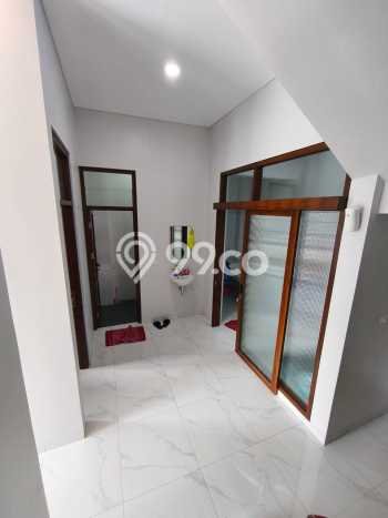 For Sale Rumah 3 Kamar Lokasi Ideal Nyaman dan Strategis di Banyumanik For Sale Rumah 3 Kamar Lokasi Ideal Nyaman dan Strategis di Banyumanik
