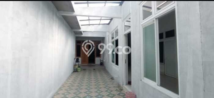Rumah Bisa KPR LT 270m2m² di Kawasan Perumahan , Semarang Rumah Bisa KPR LT 270m2m² di Kawasan Perumahan , Semarang