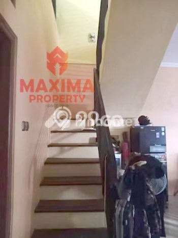KESEMPATAN EMAS! Rumah Berkualitas area , Semarang, LT 105m2m² LB 160m2m² KESEMPATAN EMAS! Rumah Berkualitas area , Semarang, LT 105m2m² LB 160m2m²