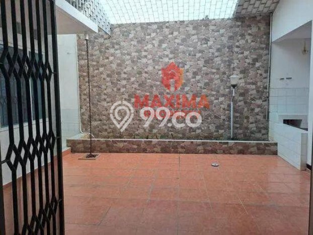 SPECIAL PRICE! Rumah di Semarang Barat, 3 KT, Akses Mudah Pusat Kota, Luas 240m² LB 200m² SPECIAL PRICE! Rumah di Semarang Barat, 3 KT, Akses Mudah Pusat Kota, Luas 240m² LB 200m²