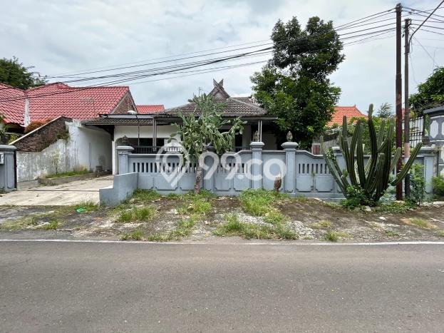 Disewakan Rumah Konsep Modern di Semarang Barat Semarang dengan 6 KT Disewakan Rumah Konsep Modern di Semarang Barat Semarang dengan 6 KT