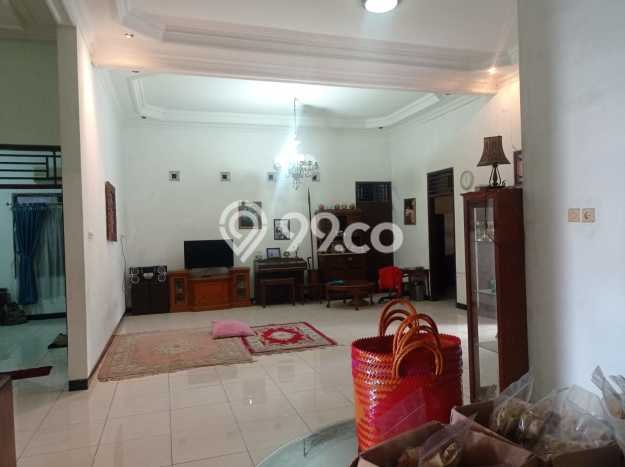 For Sale Rumah 3 Kamar Lokasi Strategis Nyaman dan Strategis di Semarang Barat For Sale Rumah 3 Kamar Lokasi Strategis Nyaman dan Strategis di Semarang Barat