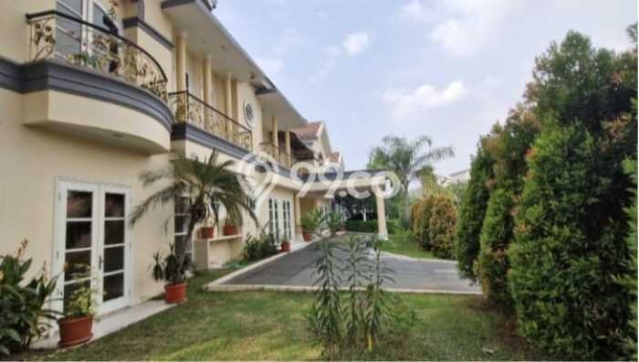 Rumah Luxury Modern Tanpa Renovasi di Kota Wisata Bogor Rumah Luxury Modern Tanpa Renovasi di Kota Wisata Bogor