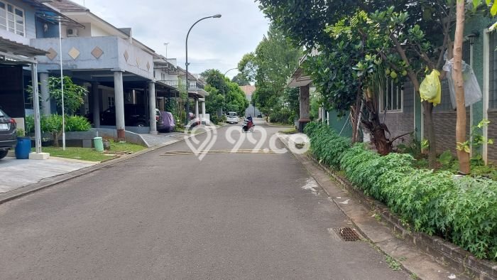 Dijual Tanah Lokasi Cibubur, Jakarta Timur Seluas 235m2 Dijual Tanah Lokasi Cibubur, Jakarta Timur Seluas 235m2