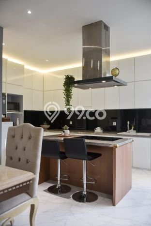 Dijual Rumah Luas Elegan Dengan View Cantik di Cibubur, Jakarta Timur Dijual Rumah Luas Elegan Dengan View Cantik di Cibubur, Jakarta Timur