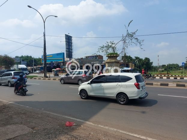 Ruko Dijual di Prime Area Jakarta Timur Luas 150m2 Ruko Dijual di Prime Area Jakarta Timur Luas 150m2