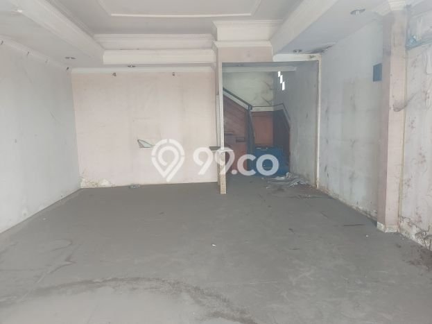 Ruko Dijual di Prime Area Jakarta Timur Luas 150m2 Ruko Dijual di Prime Area Jakarta Timur Luas 150m2
