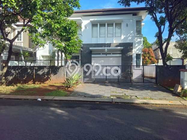 Dijual Rumah Mewah Megah Dengan View Cantik di Legenda Wisata, Bogor Dijual Rumah Mewah Megah Dengan View Cantik di Legenda Wisata, Bogor