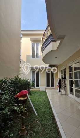 Rumah Luxury Modern Tanpa Renovasi di Kota Wisata Bogor Rumah Luxury Modern Tanpa Renovasi di Kota Wisata Bogor