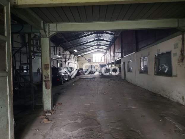 Gudang Dijual di Ciracas Jakarta Timur dengan Luas Bangunan 3790m2 Gudang Dijual di Ciracas Jakarta Timur dengan Luas Bangunan 3790m2