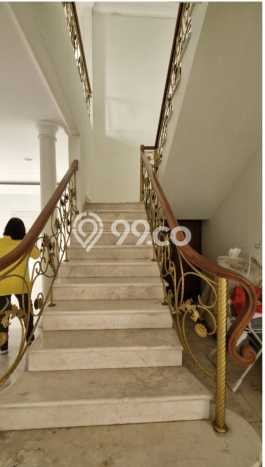 Rumah Luxury Modern Tanpa Renovasi di Kota Wisata Bogor Rumah Luxury Modern Tanpa Renovasi di Kota Wisata Bogor