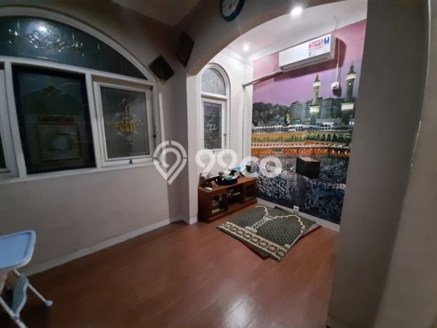 Jual Rumah Mewah Elegan Dengan View Eksklusif di Condet, Jakarta Timur Jual Rumah Mewah Elegan Dengan View Eksklusif di Condet, Jakarta Timur