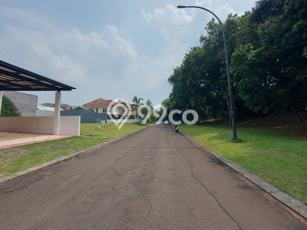 Hunian Elit LB 680m2 Siap Pakai Desain Elegan di Kota Wisata, Bogor Hunian Elit LB 680m2 Siap Pakai Desain Elegan di Kota Wisata, Bogor